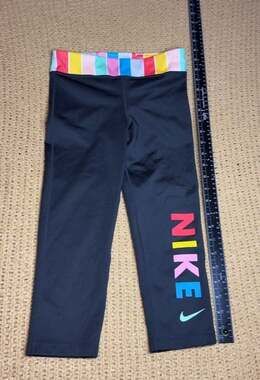 Nike Dri-FIT Multi-Color Striped Waistband Capri Leggings Size M